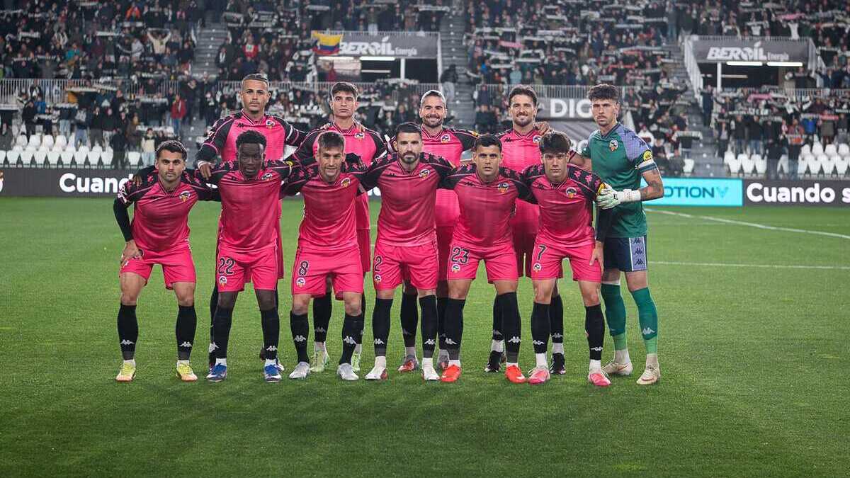 Onze inicial a El Plantío. CES