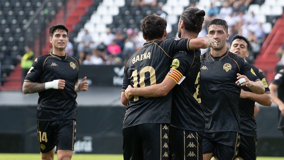 Celebració del 0-1. CES