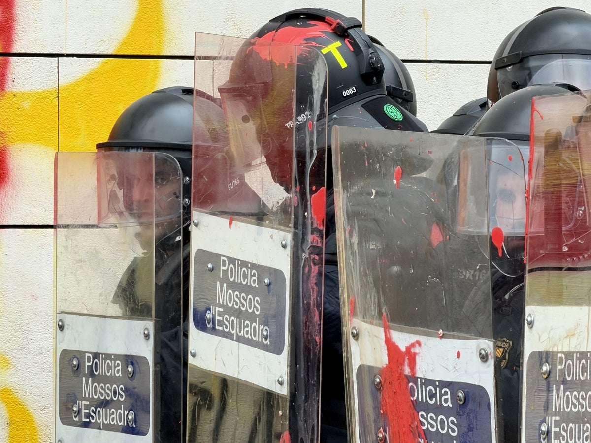 Incidents a la UAB per l'anunciada presència de l'agitador ultra Vito Quiles. Autor: ACN.