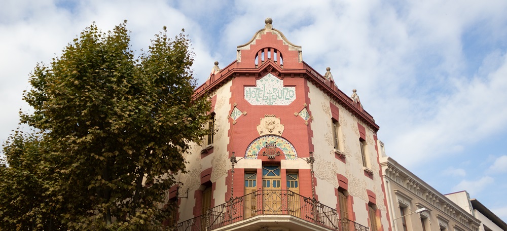 Foto portada: l'Hotel Suís, de Juli Batllevell. Autora: Gemma Vives.