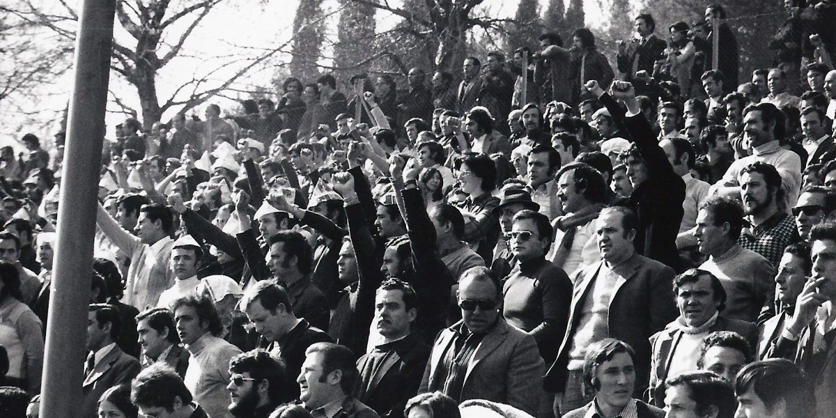 La famosa asamblea en las pistas de atletismo. Autor: AHS. 