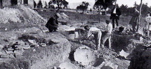 Les primeres excavacions a la Salut s'iniciaren al 1912