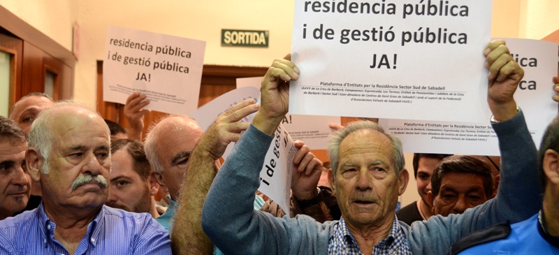 Protesta al ple per la residència del sud, a l'octubre de 2016. Autor: David B.