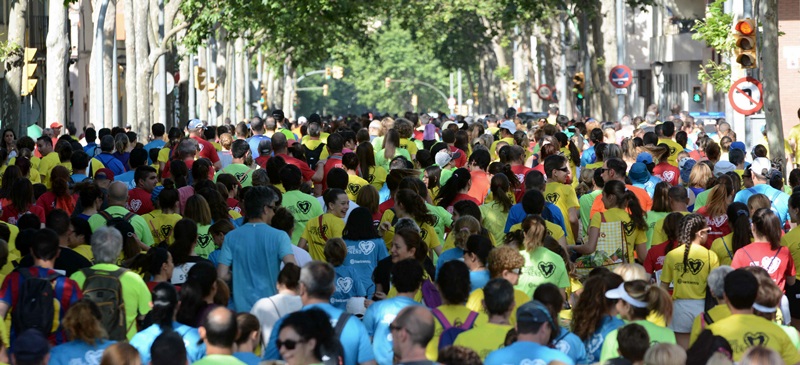 Foto portada: els carrers de Sabadell, plens de corredors solidaris. Autor: R.Benet.