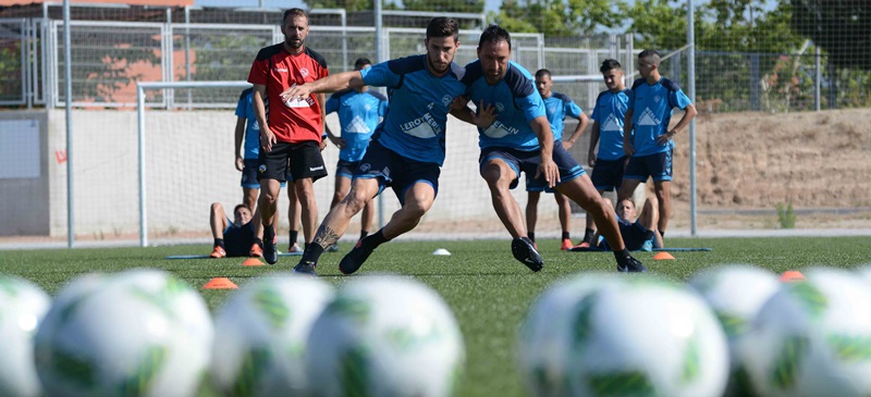 Foto portada: entrenament a Sant Oleguer. Autor: R.Benet.