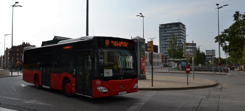 Bus llançadora entre el Centre i Sabadell Sud. Autor: J.d.A.