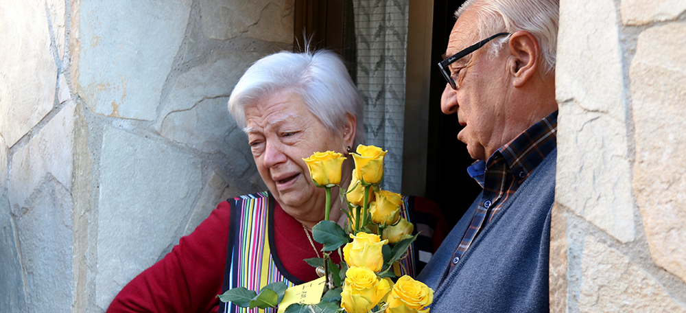 Foto portada: els pares de Cuixart, a la casa familiar. Autor: ACN.