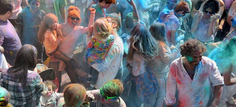 Foto portada: el festival Holi 2017. Autor. David B.