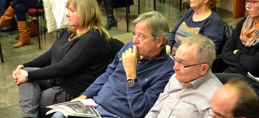 Foto portada: els tres candidats a Síndic que no van aconseguir-ho en el primer intent: Sílvia Soler, Jordi Serrano i Lluis Saila. Autor: J.d.A. 