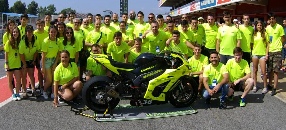 Foto portada: l'equip de l'IES Castellarnau, a Montmeló. Autor: cedida.