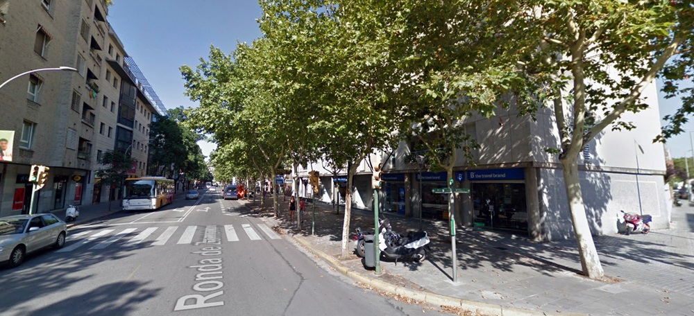 Foto portada: la Ronda Zamenhof, on va tenir lloc l'accident. Foto via Google Street View.