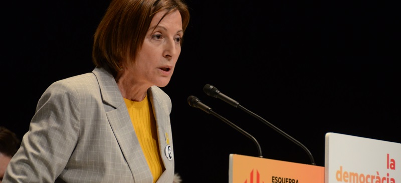 Foto portada: Carme Forcadell en un acte a Sabadell. Autor: David B.