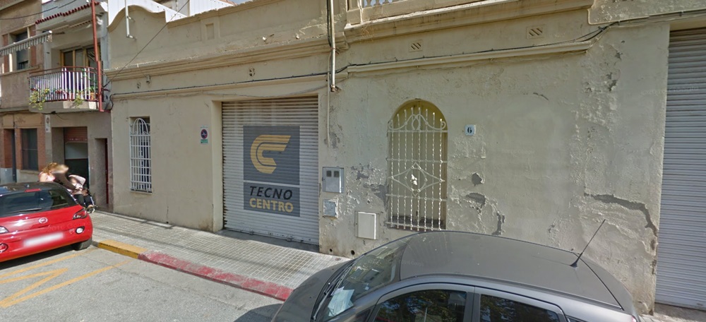 Foto portada: el nou establiment s'ha ubicat en el número 8 del carrer de Paco Mutllo. Foto via Google Street View.
