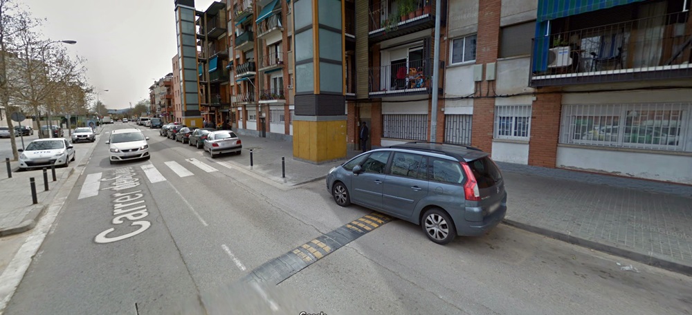 Foto portada: el carrer de Sau. Foto via Google Street View.