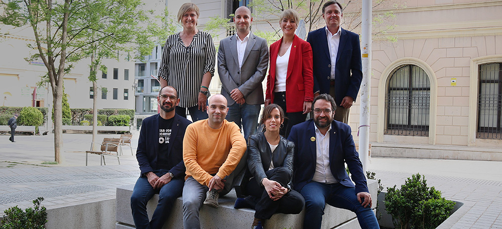 Caps de llista a Sabadell. D'esquerra a dreta: Juli Fernàndez (ERC), Marta Farrés (PSC), Joan Berlanga (Sabadell en Comú), Maties Serracant (Crida), Esteban Gesa (PP), Lourdes Ciuró (JxS), Adrián Hernández (Cs) i Marisol Martínez (100% Sabade