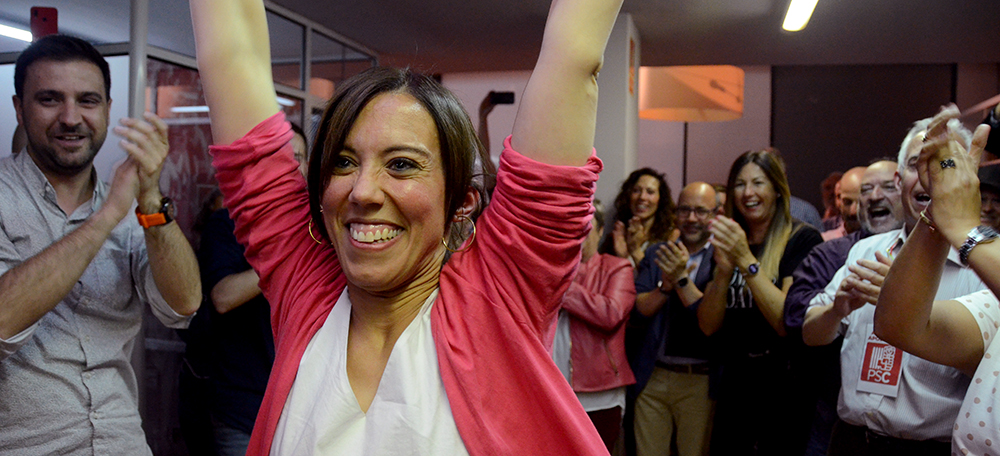 Marta Farrés celebrant la victòria electoral, al maig de 2019. Autor: David B.