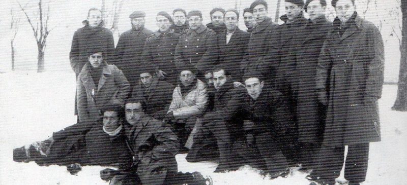 Companyia de treball al camp de concentraciò de Septfons. Xinxó. a baix amagat al mig. (1941)