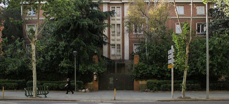Exterior de la caserna de la Guàrdia Civil. 