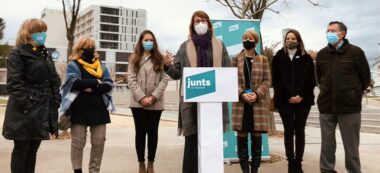 Titón Laïlla i altres candidats i militants de Junts, al Parc Taulí. Autor: cedida.