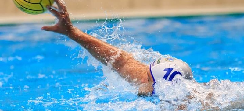 Foto portada: Ubovic, en un partit de waterpolo.