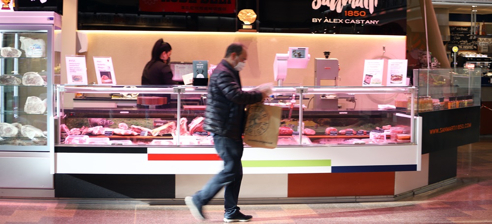 Foto portada: una parada del Mercat Central. Autor: Alba Garcia.