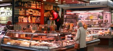 Foto portada: una parada del Mercat Central. Autor: Alba Garcia.