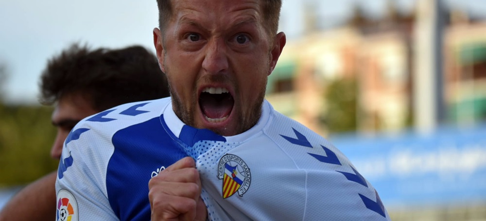 Foto portad: Edgar Hernández, celebrant el segon gol. Autor: @CESabadell via Twitter.