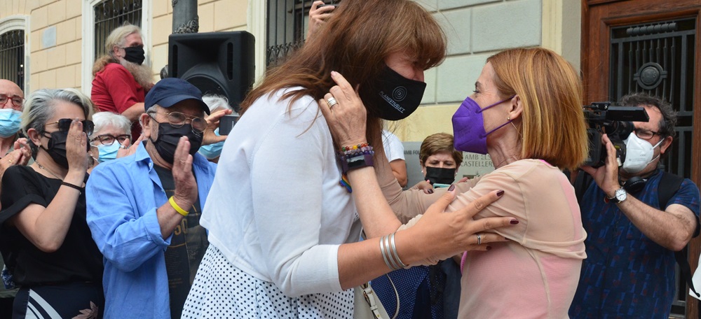 Foto portada: Forcadell, durant la rebuda popular després de l'indult, el 29 de juny de 2021. Autor: David B.