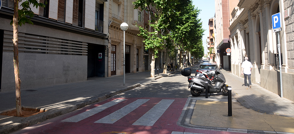 Carrer Indústria. Autor: David B.