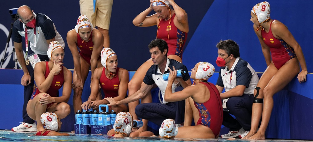 Foto portada: el combinat espanyol, entrenat per Miki Oca. Autor: RFEN.