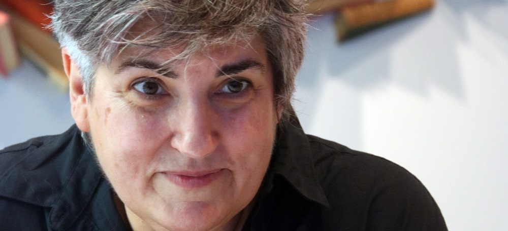 Foto portada: l'escriptora Montse Barderi, durant la presentació del seu llibre. Autor: ACN.