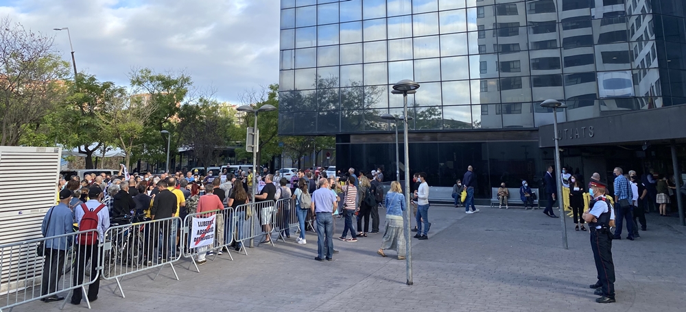 Un moment de la concentració en defensa dels detinguts el 23-S. Autora: J. Ramon