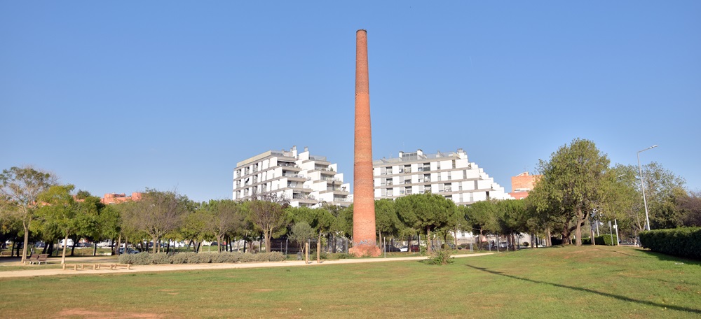 La xemeneia del Parc Central del Vallès. Autor: David Chao. 