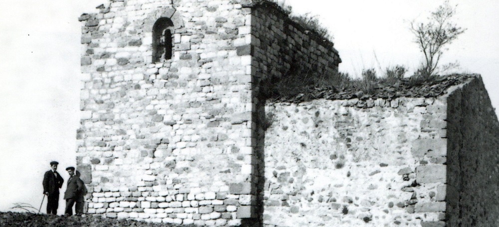 Aspecte de la capella abans de la seva restauració (1928). Autor: Francesc Casañas/AHS
