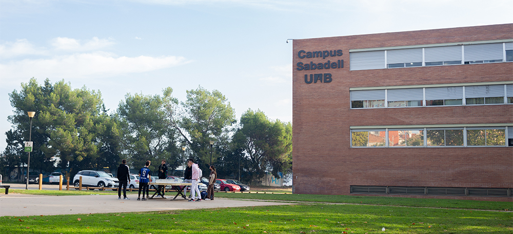 Foto portada: el campus de la UAB a Sabadell, al barri de Covadonga. Autora: Gemma Vives.