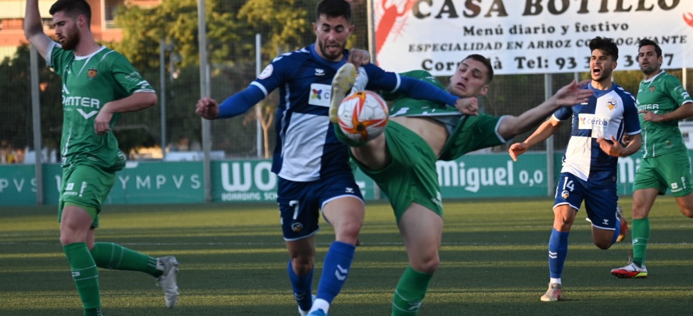 Jacobo Gonzàlez ha lluitat durant tot el partit (Foto Críspulo)