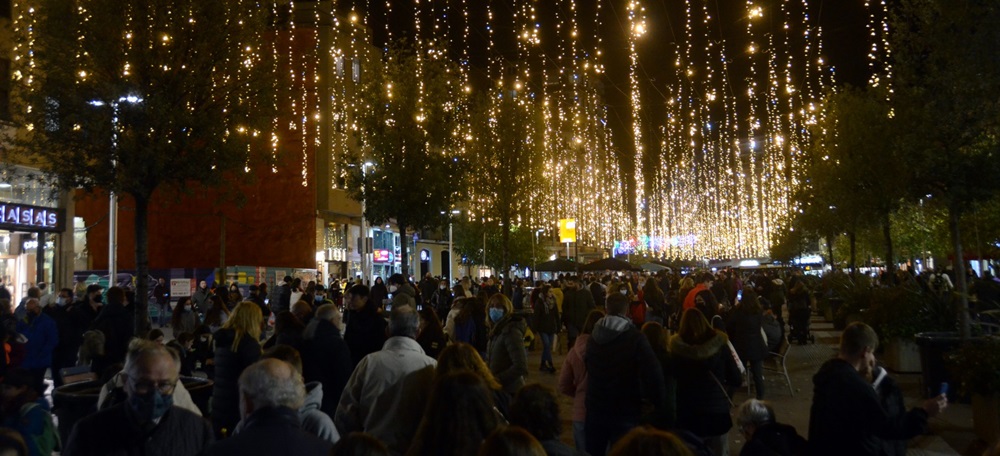 Llums de nadal al Passeig de la plaça Major. Autor: David B.