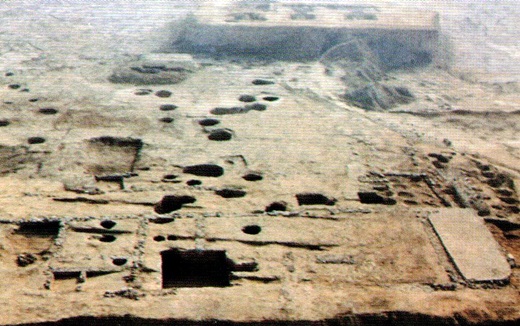 Vista de les excavacions a la vil·la romana de Can Feu.