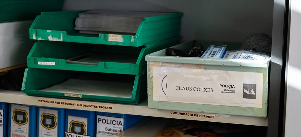 Claus perdudes a l'oficina d'objectes perduts de la Policia Municipal. Autora: Gemma Vives.