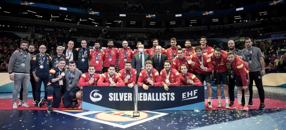 Plata per la selecció espanyola d'handbol. Autor: COE