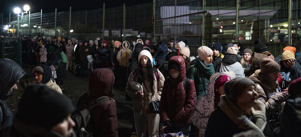 Refugiats ucrainesos creuen la frontera cap a Polònia 6 de març de 2022. Foto: Joan Mateu Parra