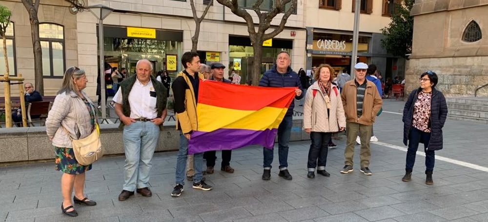 Roda de premsa aquest dilluns al vespre per presentar la consulta del 14 de maig. Autor: cedida.