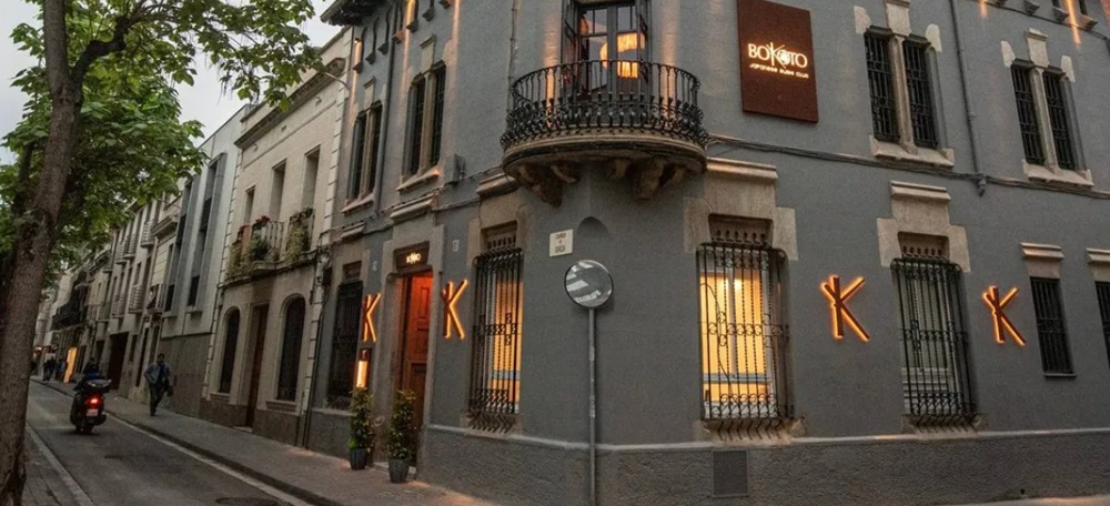 Foto portada: la Casa Bru, també coneguda com Casa Miralles, al carrer de Gràcia. Autor: @bokoto via Instagram.