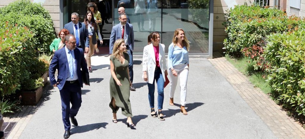 Foto portada: l'alcalde de Terrassa, la ministra Raquel Sánchez, l'alcaldessa de Sabadell, entre altres, al CCVOC. Autor: Ajuntament.