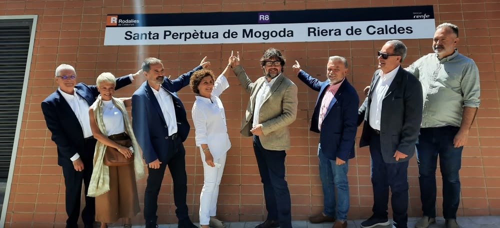 Foto portada: inauguració de l'estació Riera de Caldes. Font: @RENFE via Twitter.