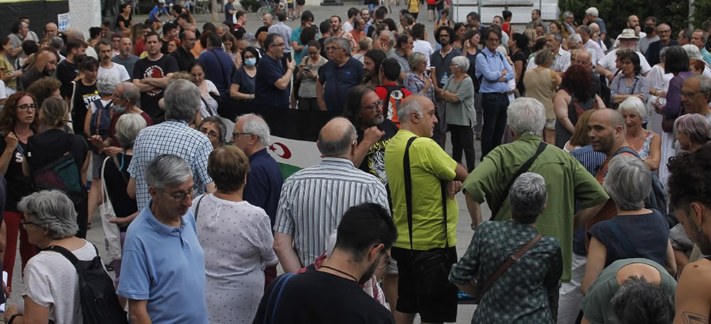 Concentarció a la plaça Doctor Rober per les 37 morts a la frontera de Melilla i la posició d'Espanya al respecte. Autora: Lucia Marin