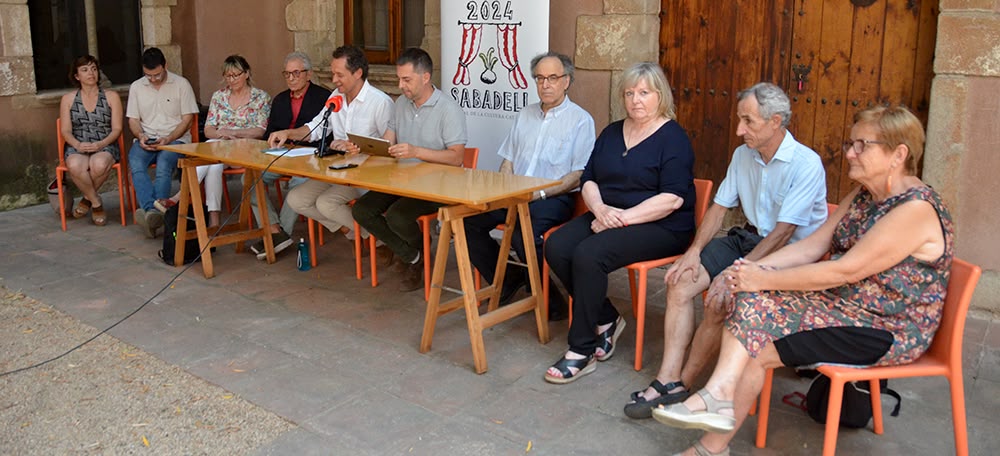 Presentació Taula creadors de lletres i pensament. Autor: David B.