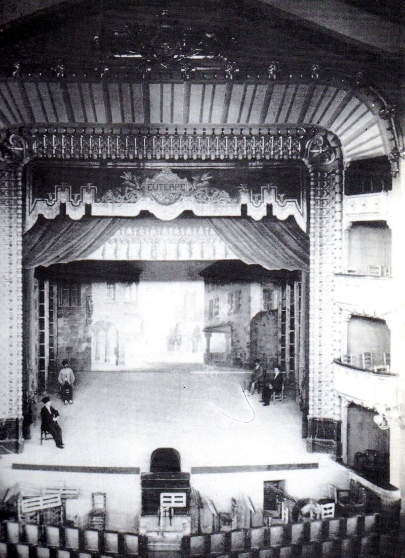 El teatre Euterpe abans de la seva primera reforma del 1914.