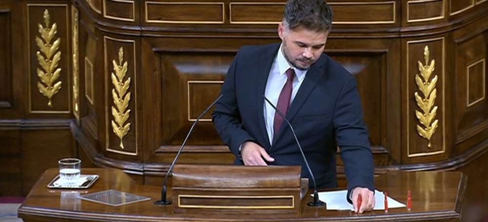 Foto portada: Gabriel Rufián, a la tribuna del Congrés dels Diputats, aquesta setmana. Foto. fotograma d'ACN.