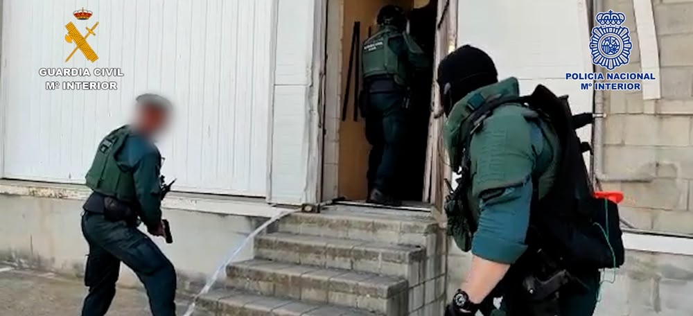 Foto portada: un moment de l'operació, fa temps. Autor: cedida.